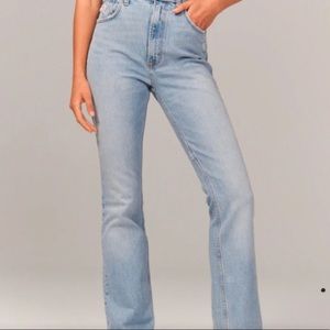 NWT Abercrombie The '70s Vintage Flare Uktra High Rise